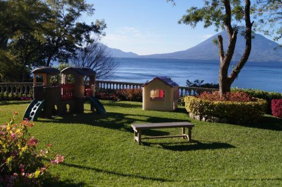 The Paradise Of Atitlan Suites - Free Breakfast Supplies Panajachel Exteriér fotografie